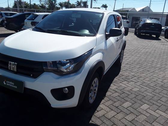 FIAT MOBI 1.0 EVO FLEX LIKE. MANUAL FIAT MOBI 1.0 EVO FLEX LIKE. MANUAL